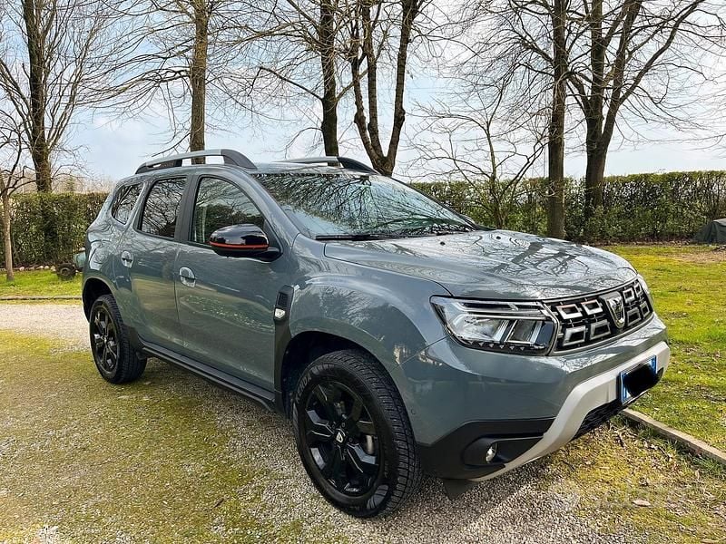 Usata Dacia Duster 115 CV (84 kW) 2022 Grigio SUV