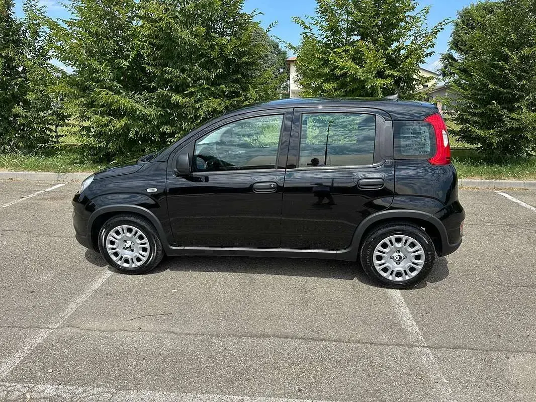 Usata Fiat Panda S 69 CV (50 kW) 2024 Nero Utilitaria