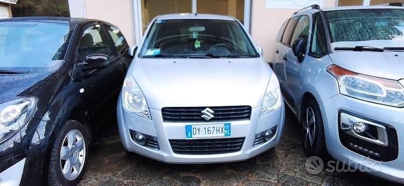Argento Usata 2009 Suzuki Splash GLS Due volumi | 4900 € (Buon prezzo) - Immagine 1/4