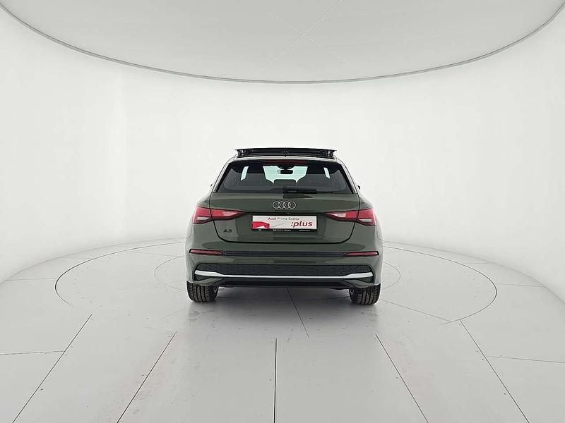 Nuova Audi A3 Sportback Advanced 204 CV (150 kW) 2025 Verde Utilitaria
