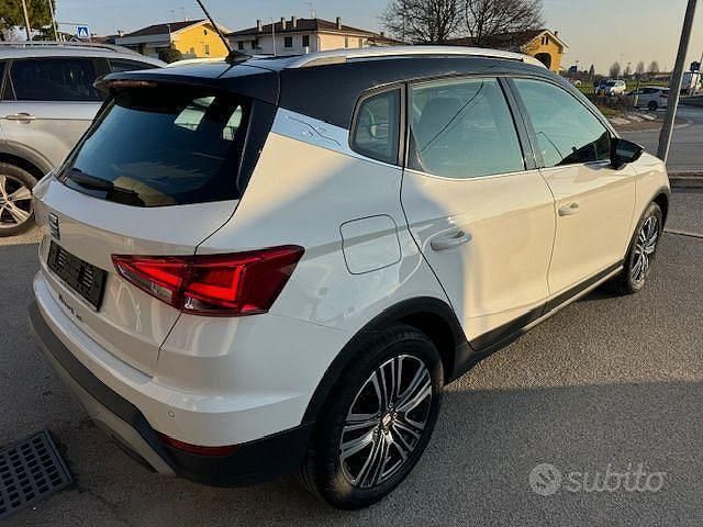 Usata Seat Arona Xperience 111 CV (81 kW) 2023 Bianco SUV