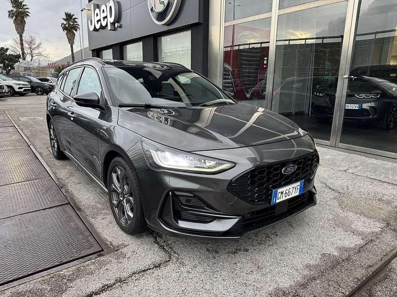 Usata Ford Focus ST-Line 125 CV (91 kW) 2023 Grigio Station wagon