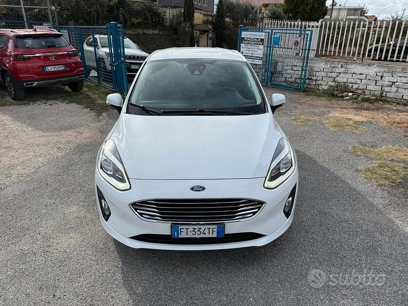 Usata Ford Fiesta Titanium 86 CV (63 kW) 2018 Bianco Berlina