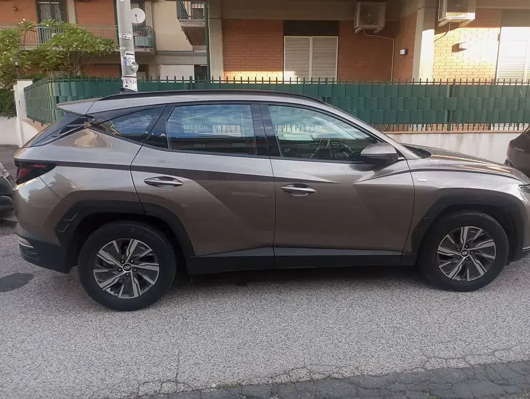 Usata Hyundai Tucson 116 CV (85 kW) 2022 Bronzo SUV