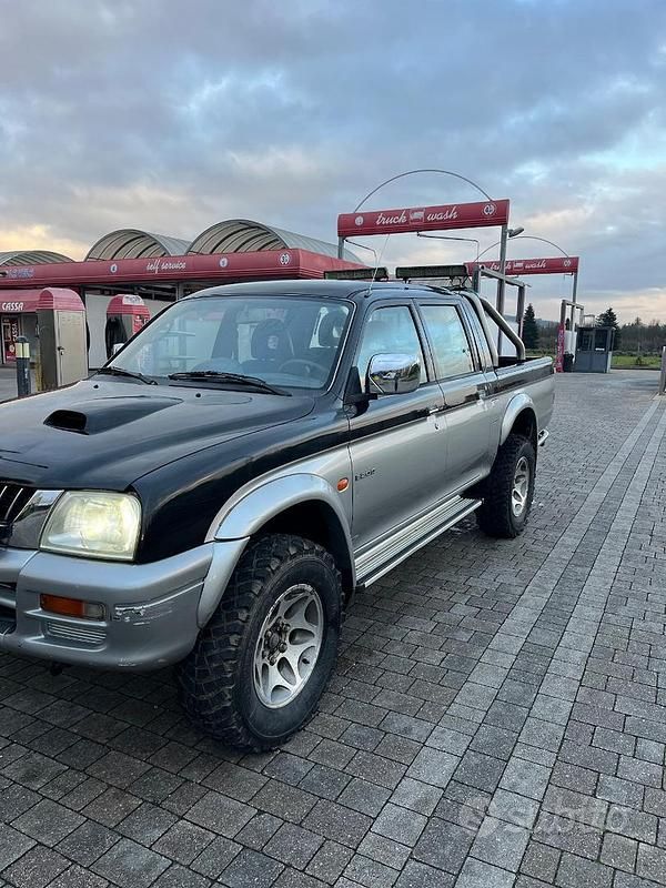 Usata Mitsubishi L200 99 CV (72 kW) 2000 Pick-up