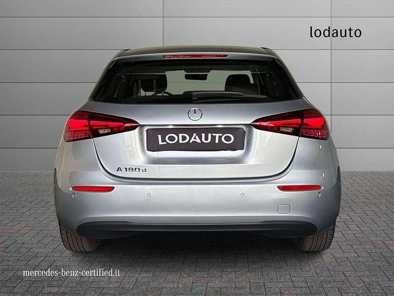 Usata Mercedes A180 Advanced 116 CV (85 kW) 2025 Argento Berlina