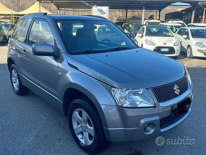 Usata Suzuki Grand Vitara 2007 Grigio SUV