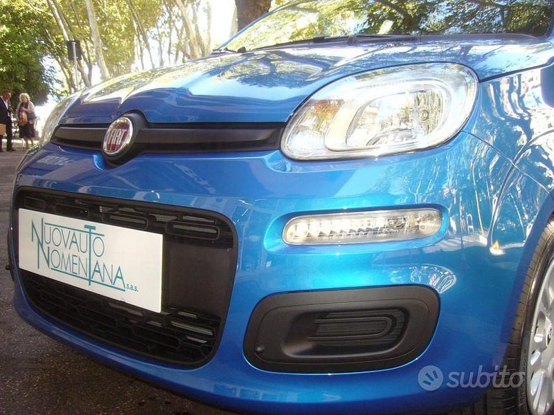 Nuova Fiat Panda Icon 70 CV (51 kW) 2025 Blu Utilitaria