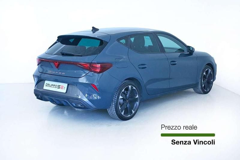 Usata Cupra Leon 150 CV (110 kW) 2024 Blu/azzurro Utilitaria