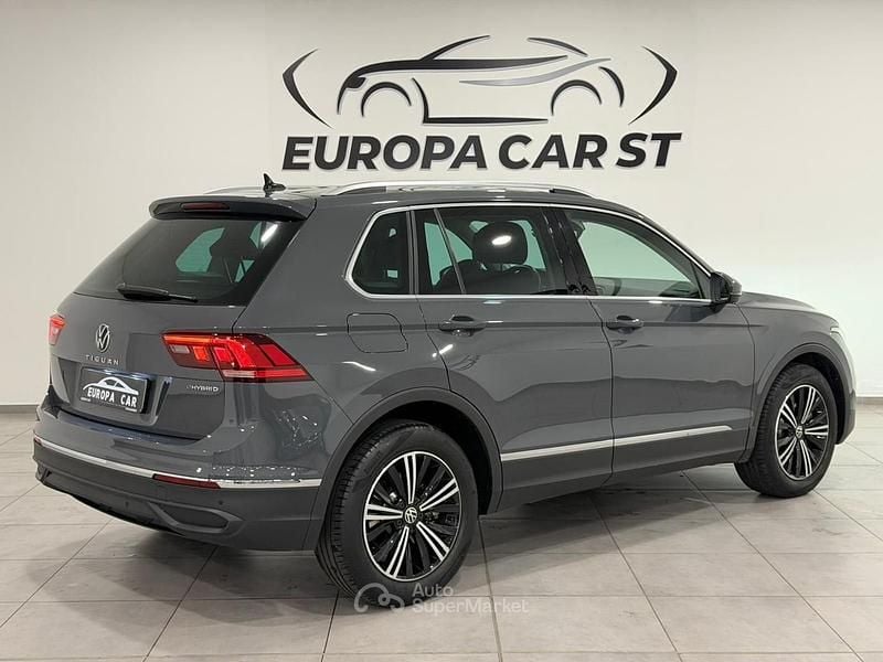 Usata VW Tiguan Life 245 CV (180 kW) 2021 Grigio SUV