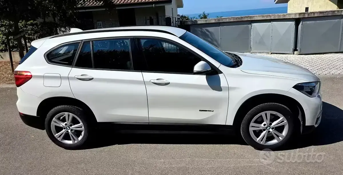 Usata BMW X1 Advantage 150 CV (110 kW) 2017 Bianco SUV