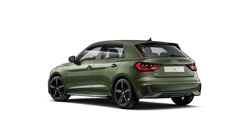 Nuova Audi A1 S-Line 116 CV (85 kW) 2026 Verde SUV