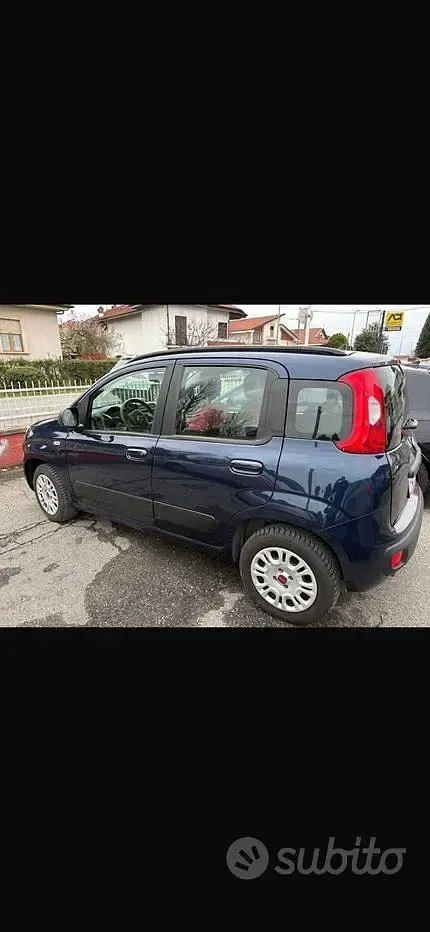 Usata Fiat Panda 69 CV (50 kW) 2019 Bluazzurro Utilitaria