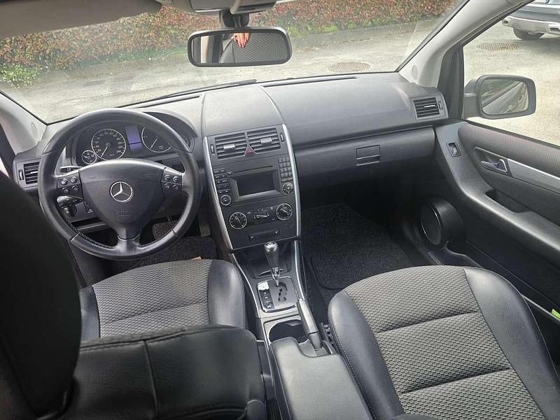 Occasion Mercedes A180 Edition 109 ch (80 kW) 2010 Other Monospace