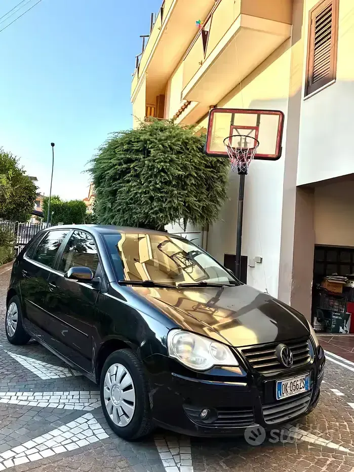 Usata VW Polo Comfortline 69 CV (50 kW) 2007 Nero Utilitaria