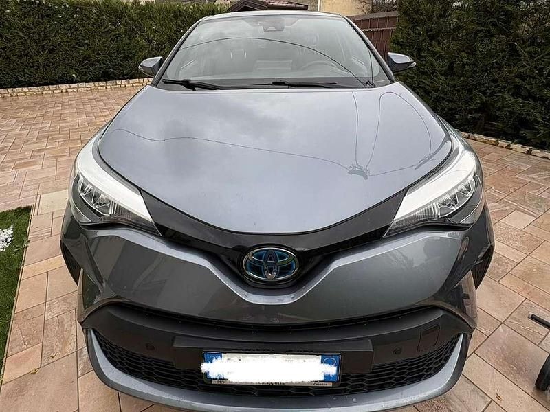 Occasion Toyota C-HR Trend 122 ch (89 kW) 2023 Gris SUV