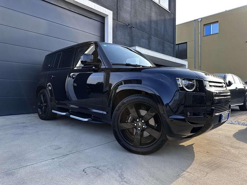 Usata Land Rover Defender 525 CV (386 kW) 2022 Nero santorini SUV