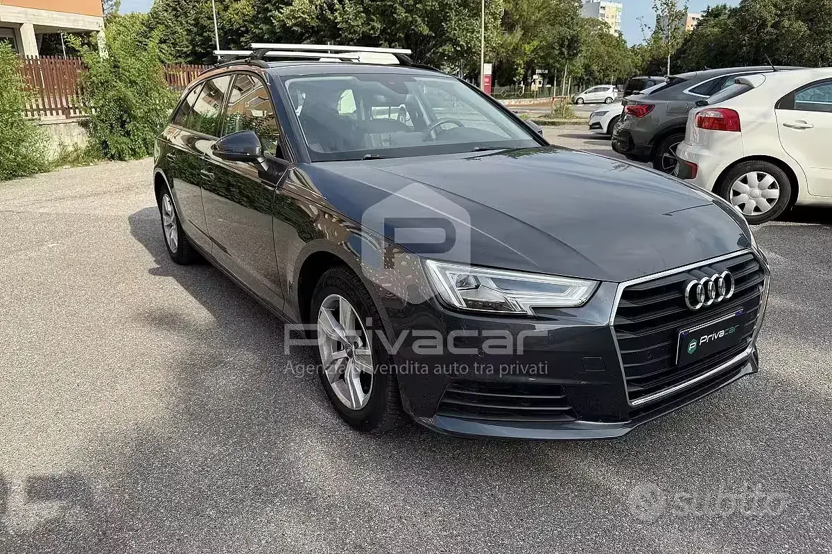 Usata Audi A4 122 CV (89 kW) 2019 Grigio Station wagon