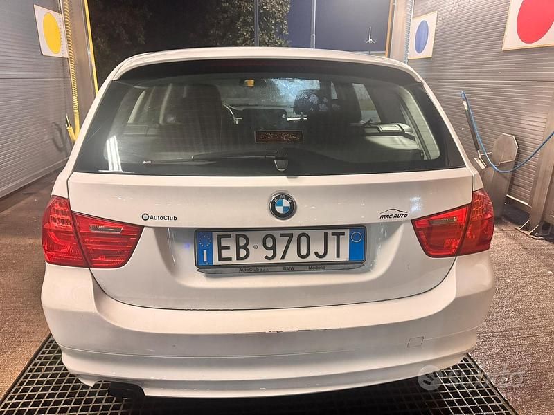 Usata BMW 316 116 CV (85 kW) 2010 Bianco Station wagon