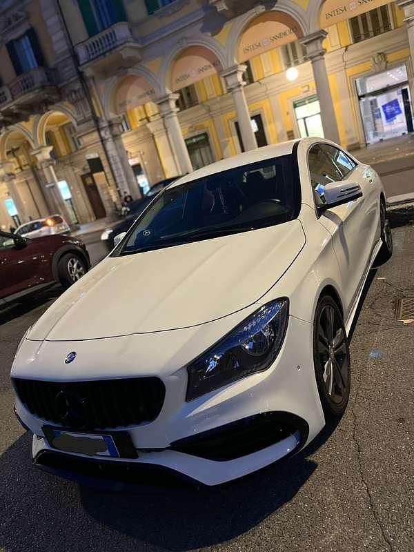 Usata Mercedes CLA180 109 CV (80 kW) 2014 Berlina