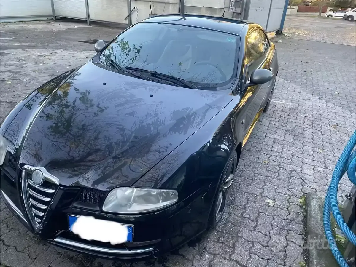 Usata Alfa Romeo GT 150 CV (110 kW) 2007 Nero Coupé