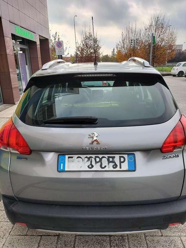 Grigio Usata 2016 Peugeot 2008 Allure SUV | 8650 € (Buon prezzo) - Immagine 1/4