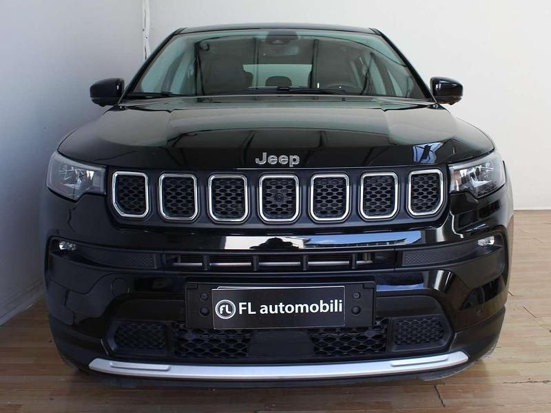 Usata Jeep Compass Altitude 131 CV (96 kW) 2024 Solid black SUV