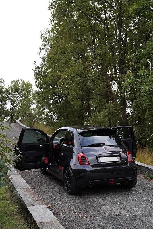Usata Abarth 500 135 CV (99 kW) 2010 Nero Berlina