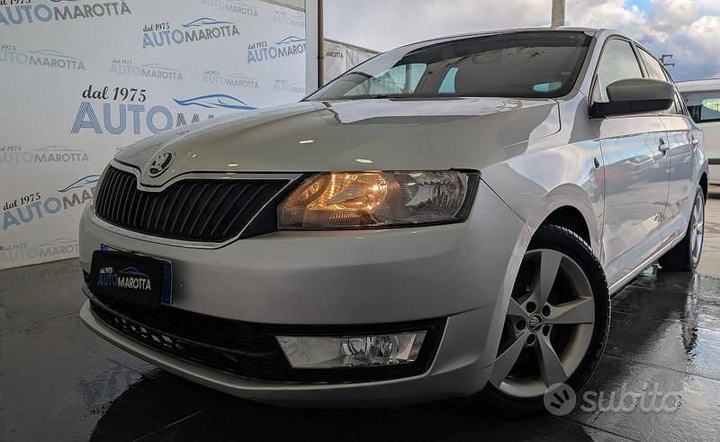Usata Skoda Rapid Executive 90 CV (66 kW) 2015 Grigio Utilitaria