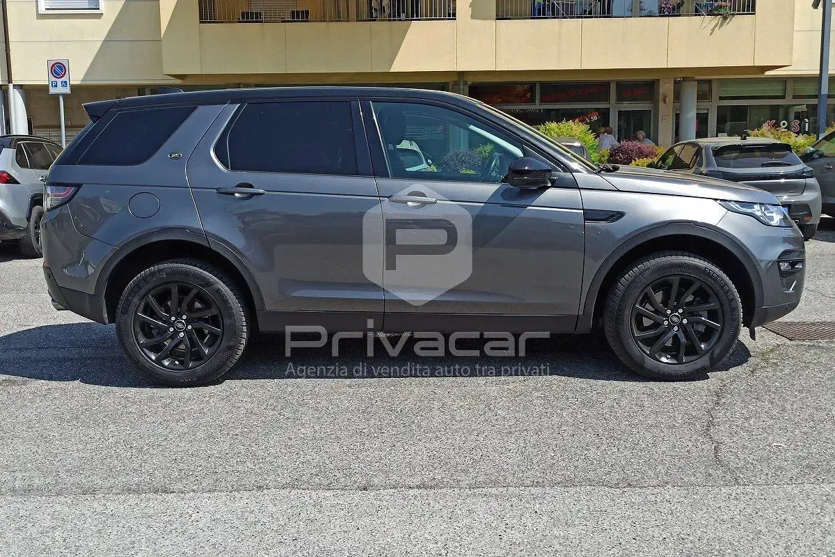 Usata Land Rover Discovery 5 SE 150 CV (110 kW) 2017 Grigio SUV