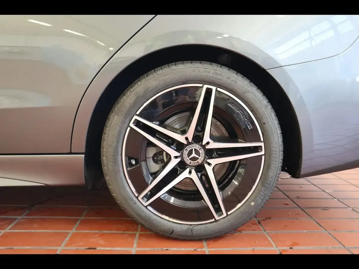Usata Mercedes C220 Advanced 200 CV (147 kW) 2025 Grigio Berlina