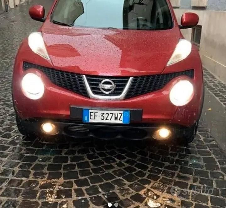 Usata Nissan Juke 110 CV (80 kW) 2011 Rosso SUV