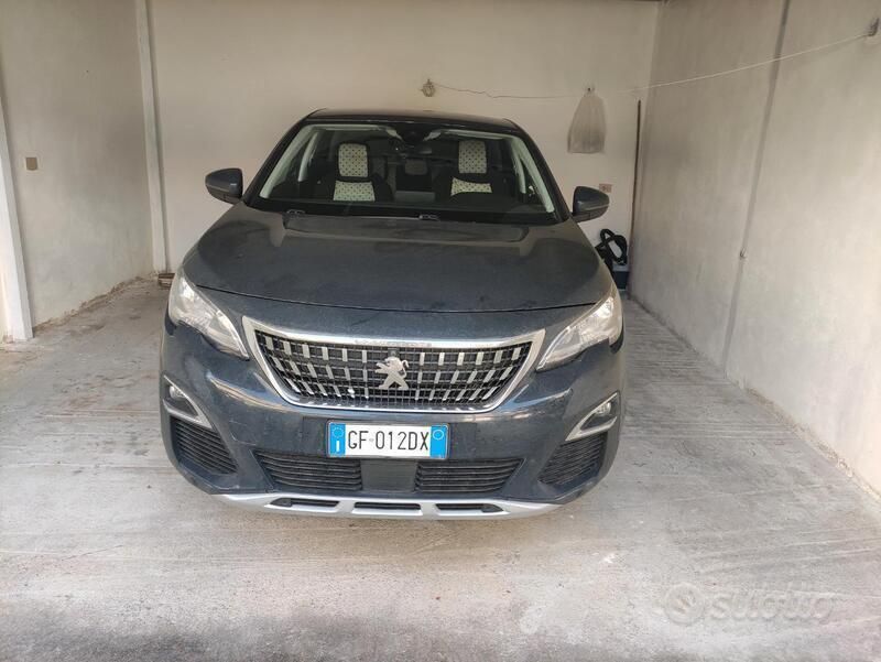 Usata Peugeot 3008 131 CV (96 kW) 2018 Blu SUV