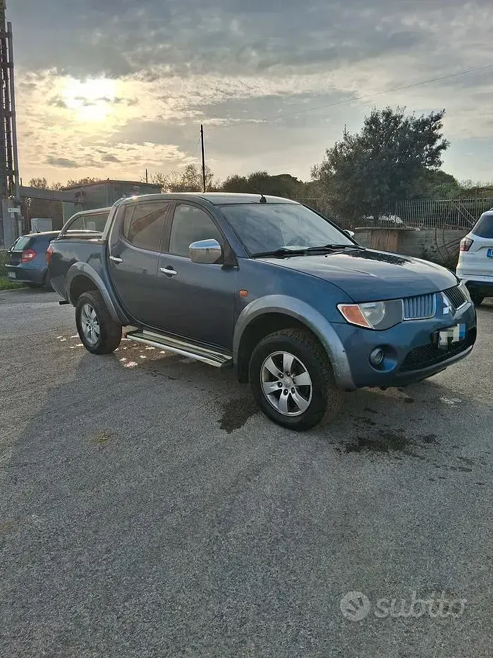 Usata Mitsubishi L200 136 CV (100 kW) 2007 Pick-up