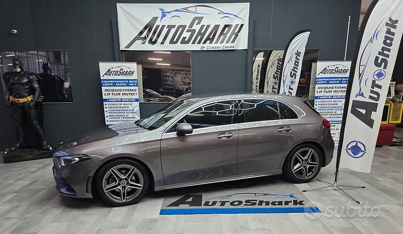 Usata Mercedes A200 Premium 163 CV (119 kW) 2019 Grigio Berlina