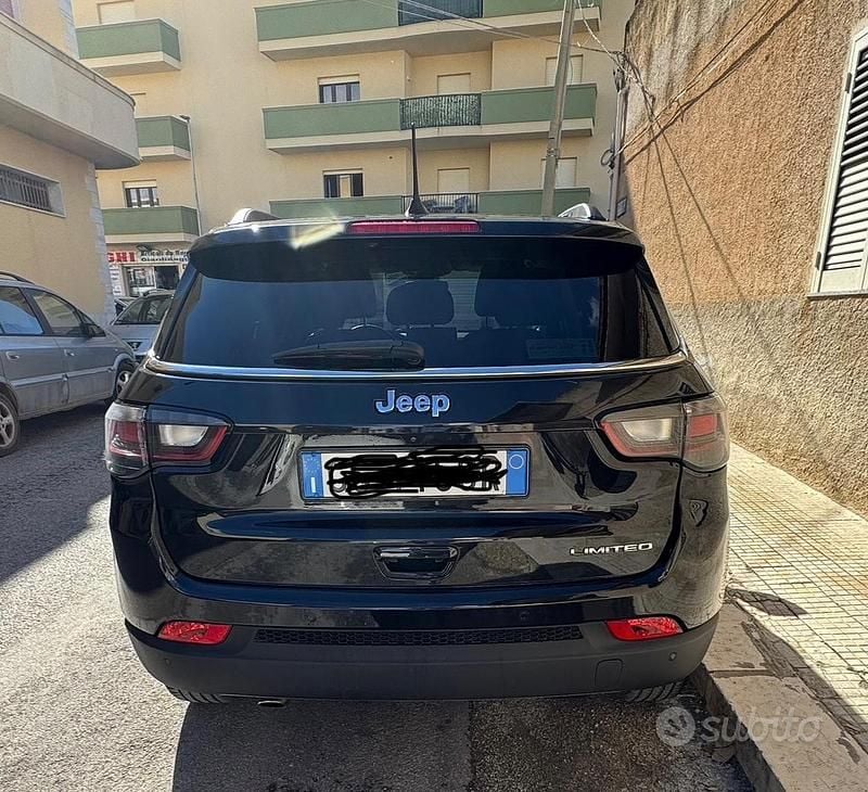 Nero Usata 2021 Jeep Compass Limited SUV | 22.500 € (Buon prezzo) - Immagine 1/4