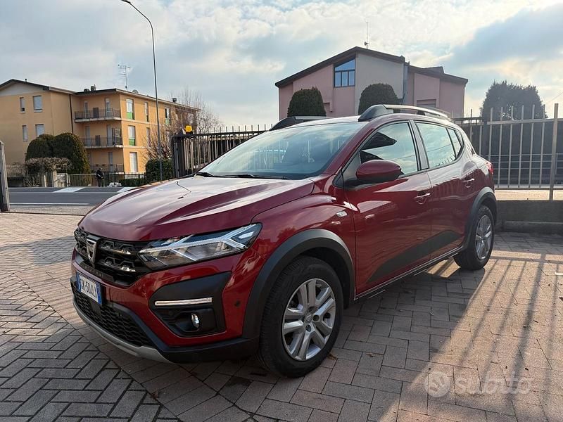 Usata Dacia Sandero Comfort 2022 Rosso Utilitaria