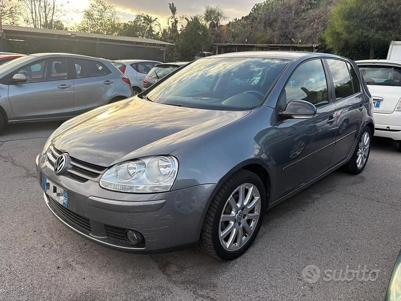 Usata VW Golf Plus Cross R 104 CV (76 kW) 2008 Grigio Monovolume