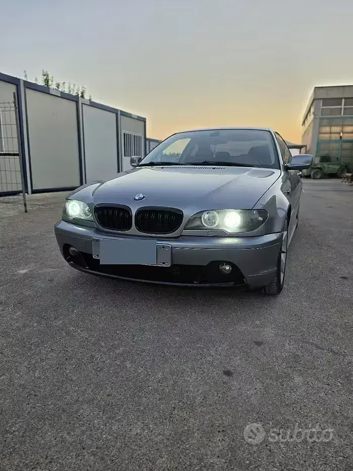 Usata BMW 320 M Sport 150 CV (110 kW) 2004 Grigio Coupé