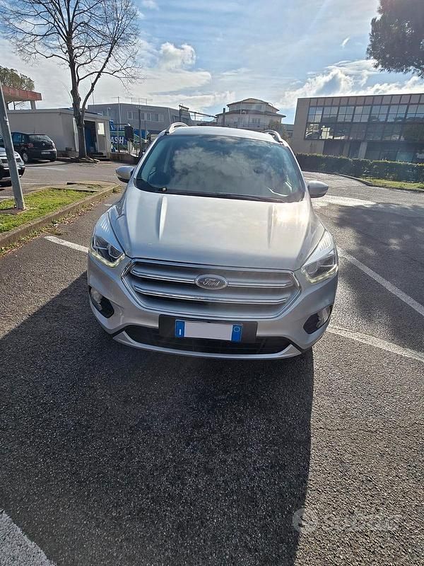 Usata Ford Kuga Business Edition 120 CV (88 kW) 2019 Grigio SUV