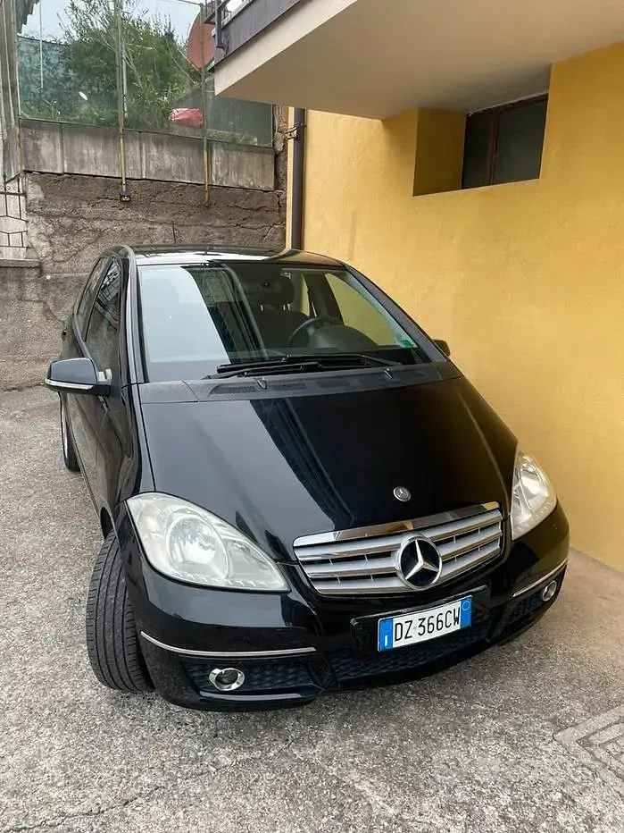 Usata Mercedes A160 95 CV (69 kW) 2009 Nero Berlina