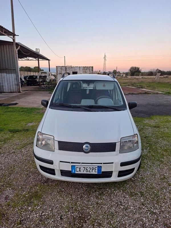 Usata Fiat Panda 54 CV (39 kW) 2005 Bianco Berlina