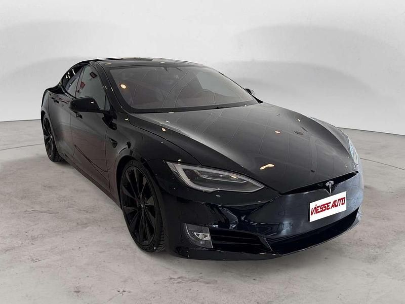 Usata Tesla Model S Performance 580 kW (789 CV) 2018 Nero Utilitaria