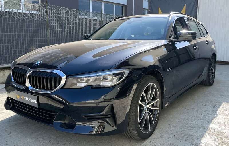 Usata BMW 320e Sport Line 204 CV (150 kW) 2022 Saphirschwarz Station wagon