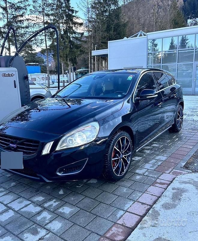 Usata Volvo V60 2011 Nero Station wagon