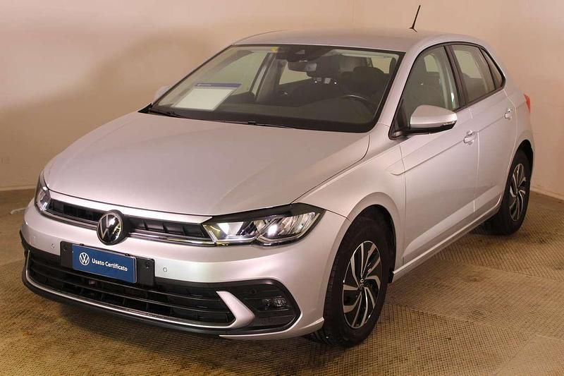 Usata VW Polo Life 95 CV (69 kW) 2021 Argento Utilitaria