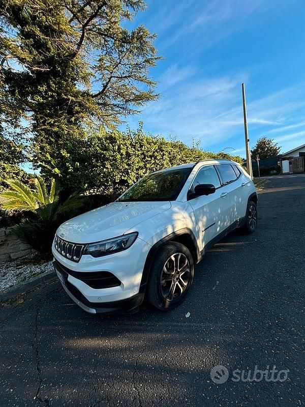 Usata Jeep Compass 131 CV (96 kW) 2024 SUV