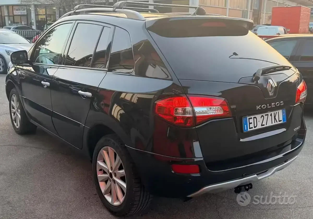 Usata Renault Koleos Luxe 150 CV (110 kW) 2011 Nero SUV