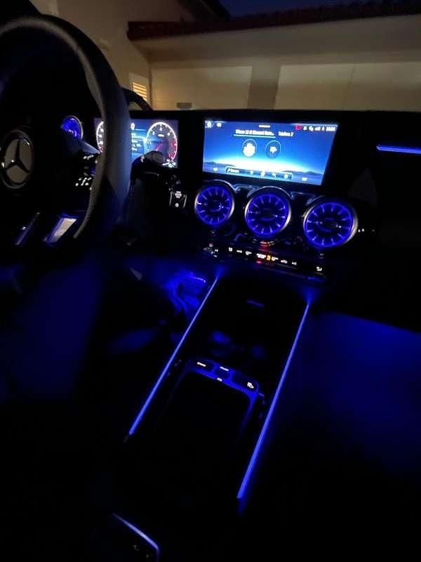 Usata Mercedes GLA200 AMG 150 CV (110 kW) 2024 Nero SUV