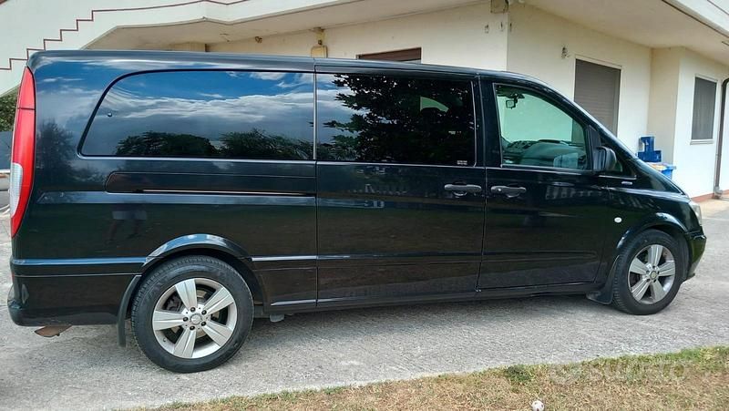 Usata Mercedes Vito 224 CV (164 kW) 2011 Nero Furgone
